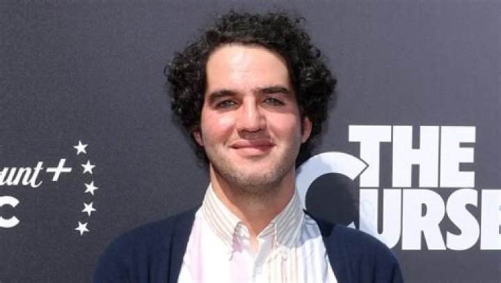 Benny Safdie Height - CelebsHeight.org