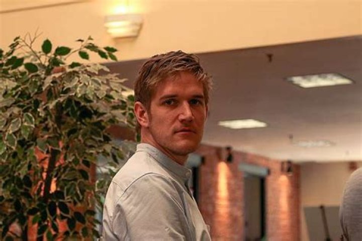 Is Bo Burnham Gay? What’s his Sexual Orientation?