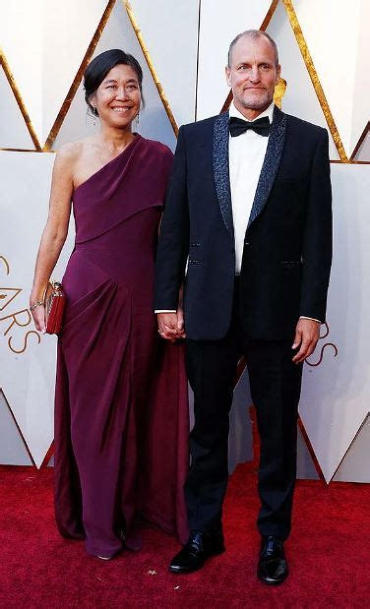 Laura Louie, Woody Harrelson's Wife Wiki, Age, Bio, Net Worth Revealed