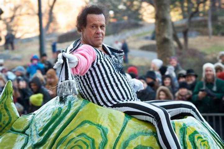 Richard Simmons suddenly vanished from the spotlight after 'birth defect'