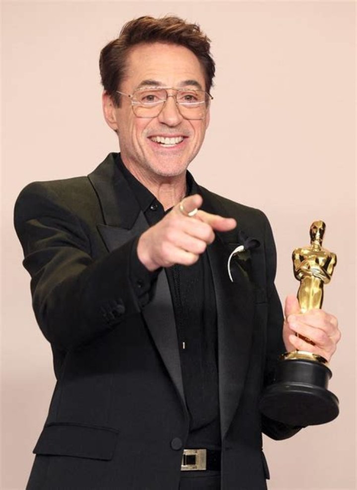 Robert Downey Jr's Oscars speech thanked everyone - including his 'terrible childhood'