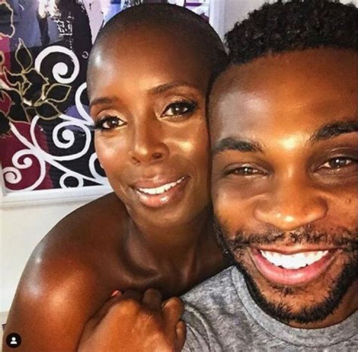 Sidra Smith Wiki, Net Worth, Husband, Sister, Parents
